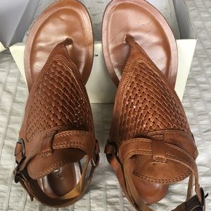 Aldo Lagrimas sandal sz 37